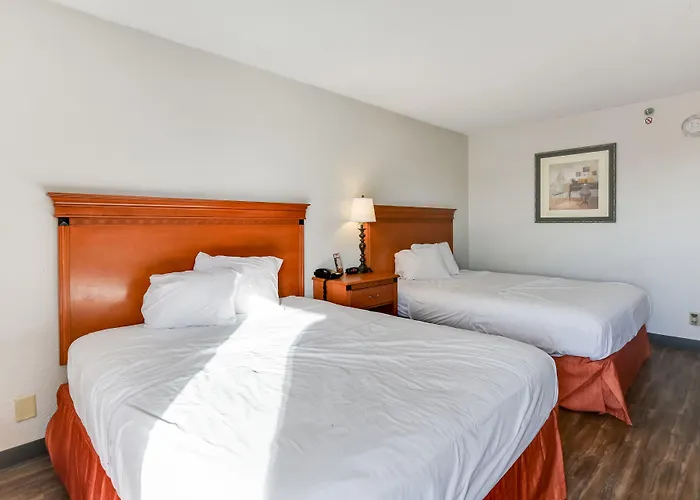 Baymont And By Wyndham / Near Osu Hotel 2*
