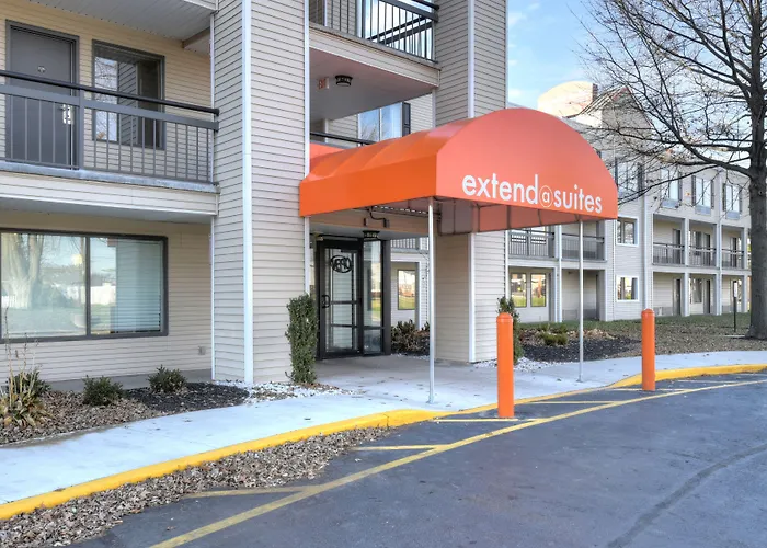 Hotel Baymont And By Wyndham / Near Osu